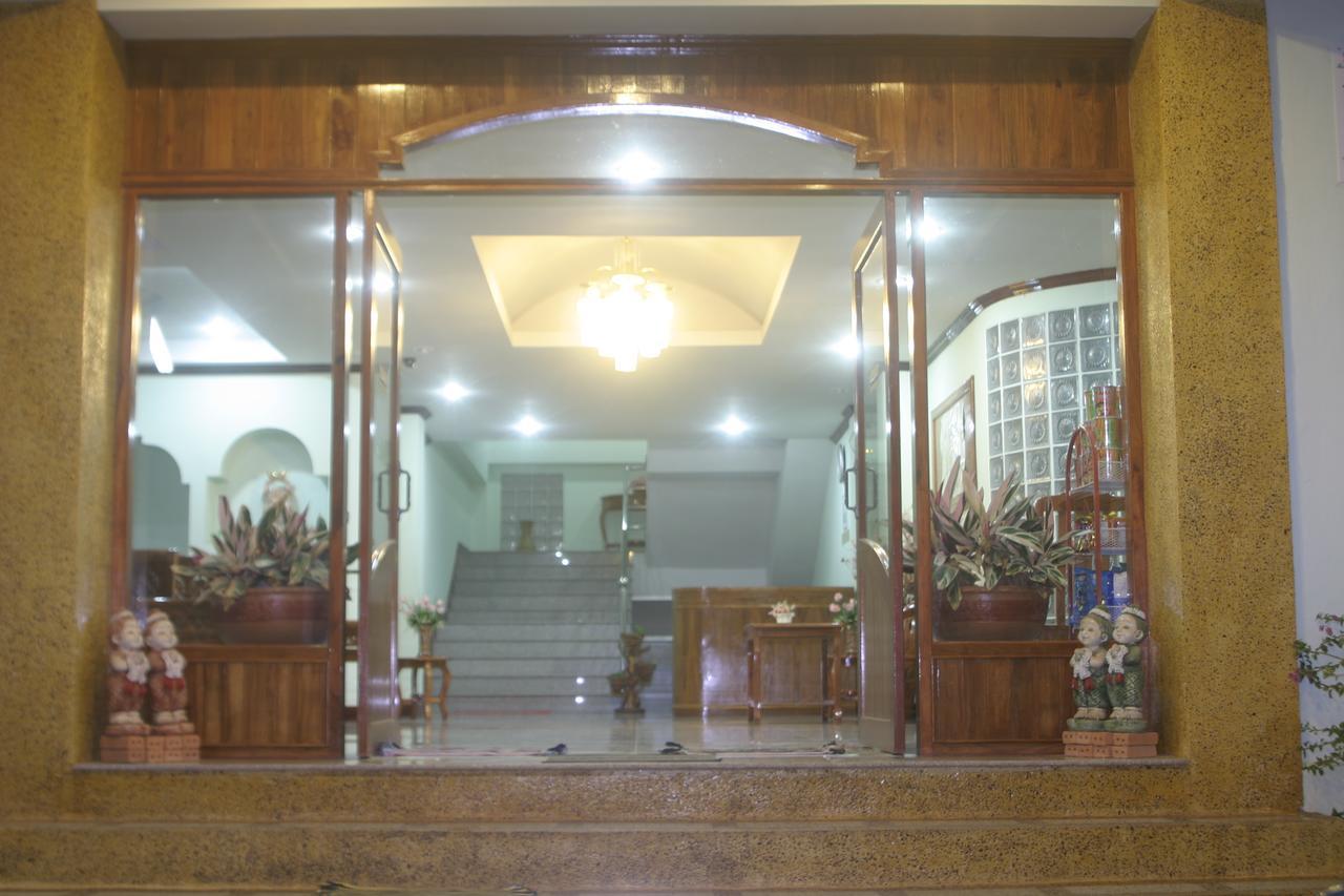 Sp Residence Nakhon Phanom Extérieur photo